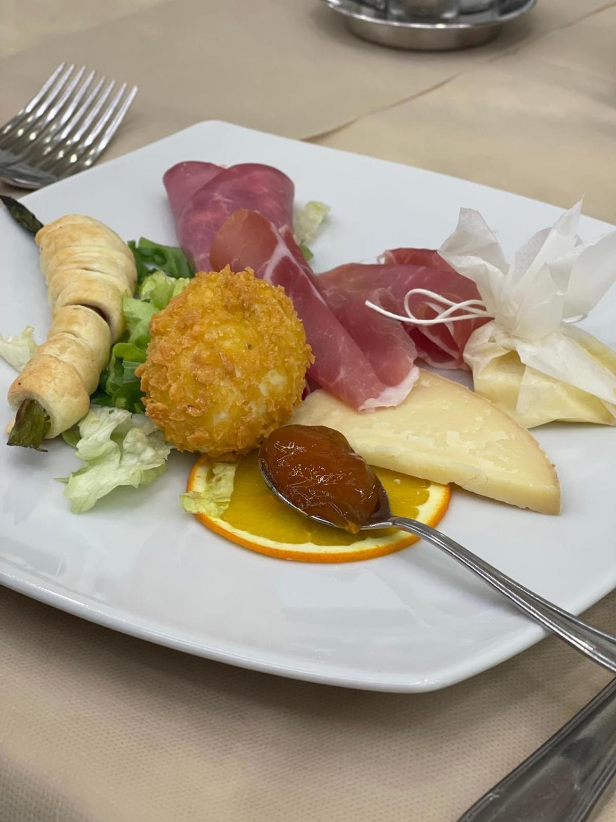 Hotel Euro 산 조반니 로톤도 외부 사진