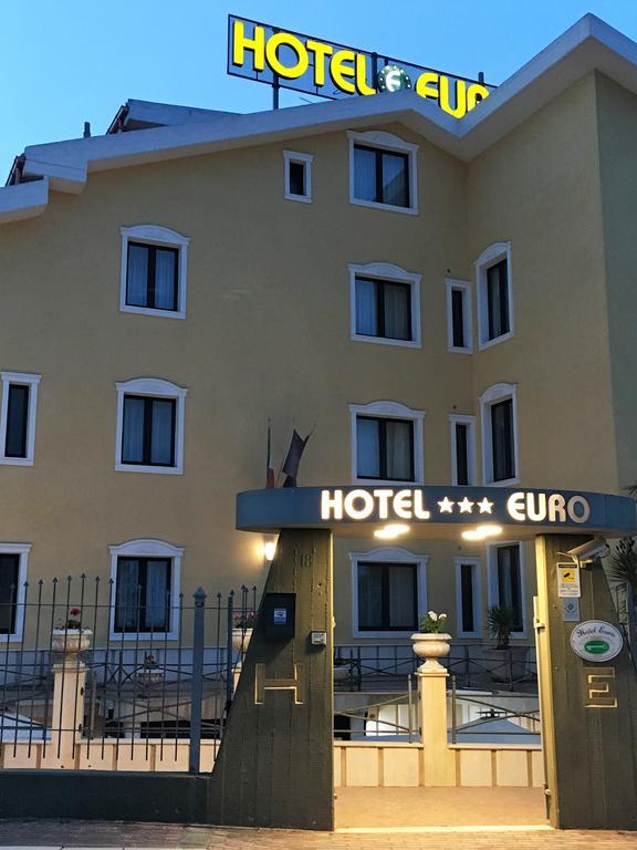 Hotel Euro 산 조반니 로톤도 외부 사진