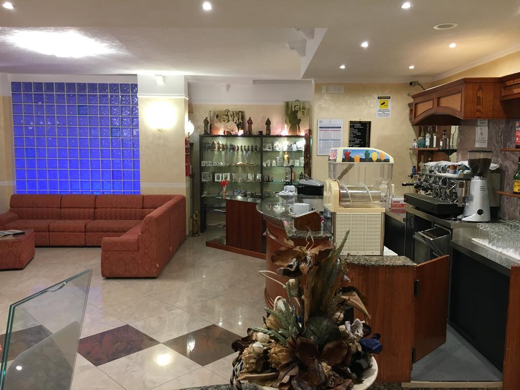 Hotel Euro 산 조반니 로톤도 외부 사진