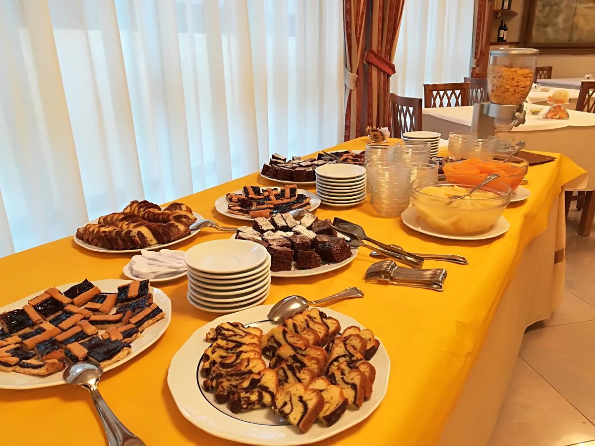 Hotel Euro 산 조반니 로톤도 외부 사진