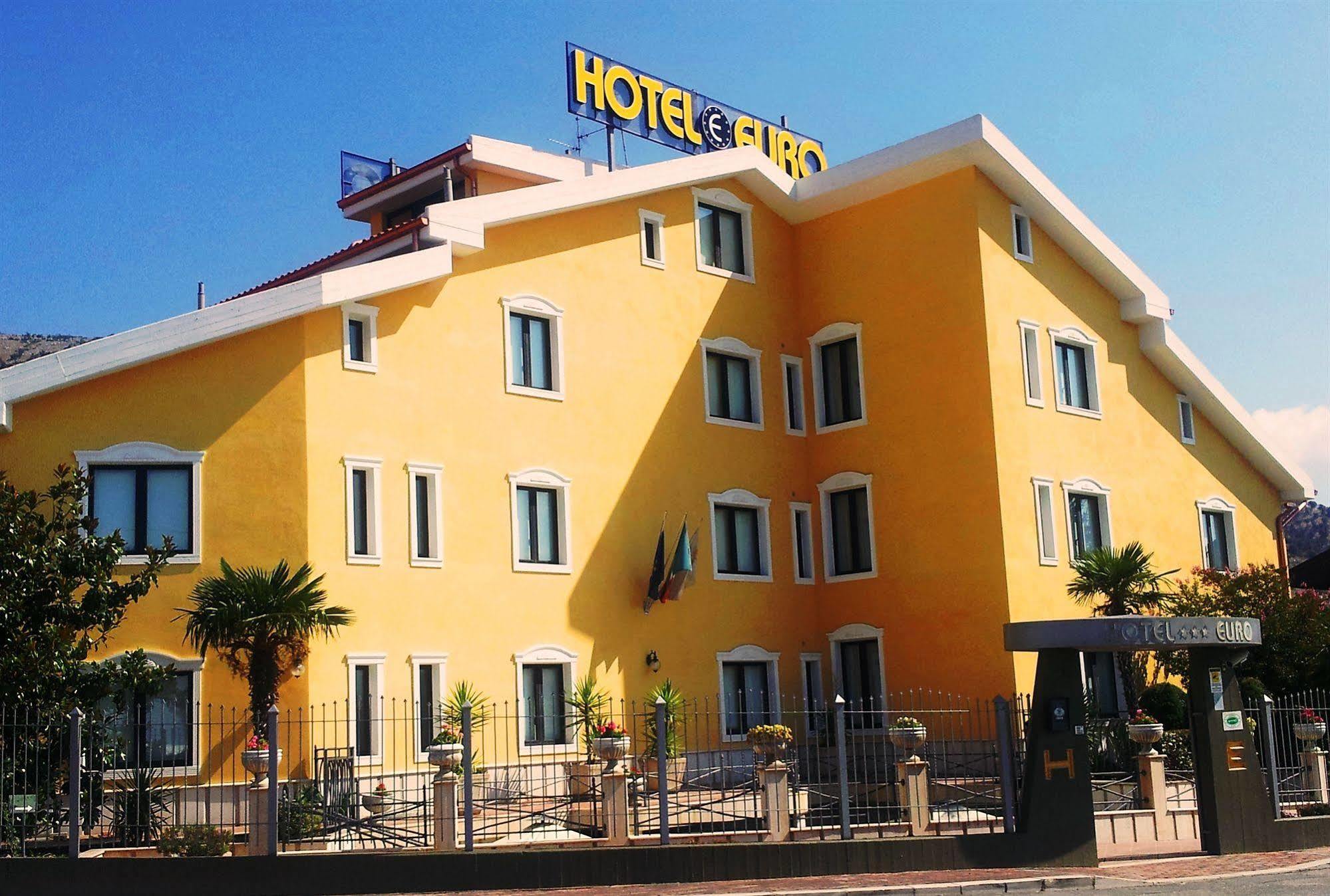 Hotel Euro 산 조반니 로톤도 외부 사진