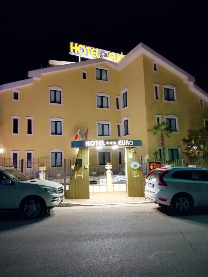 Hotel Euro 산 조반니 로톤도 외부 사진