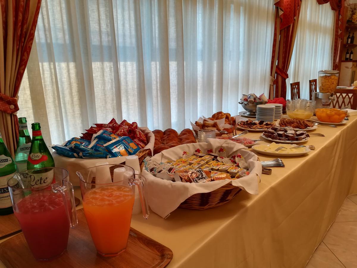 Hotel Euro 산 조반니 로톤도 외부 사진